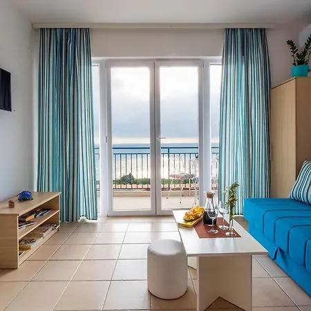 Blue Mediterranean Apartments 斯韦蒂·斯特凡 外观 照片