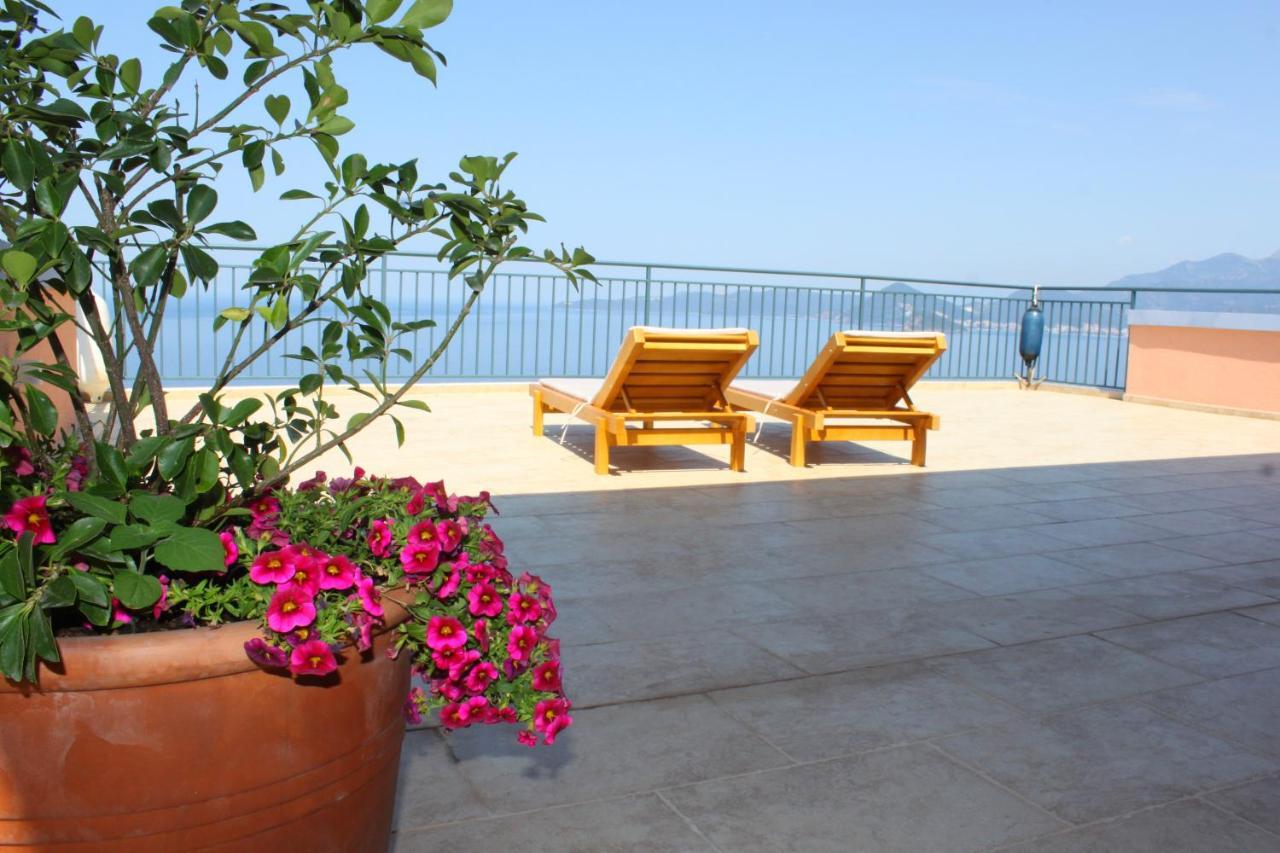 Blue Mediterranean 公寓