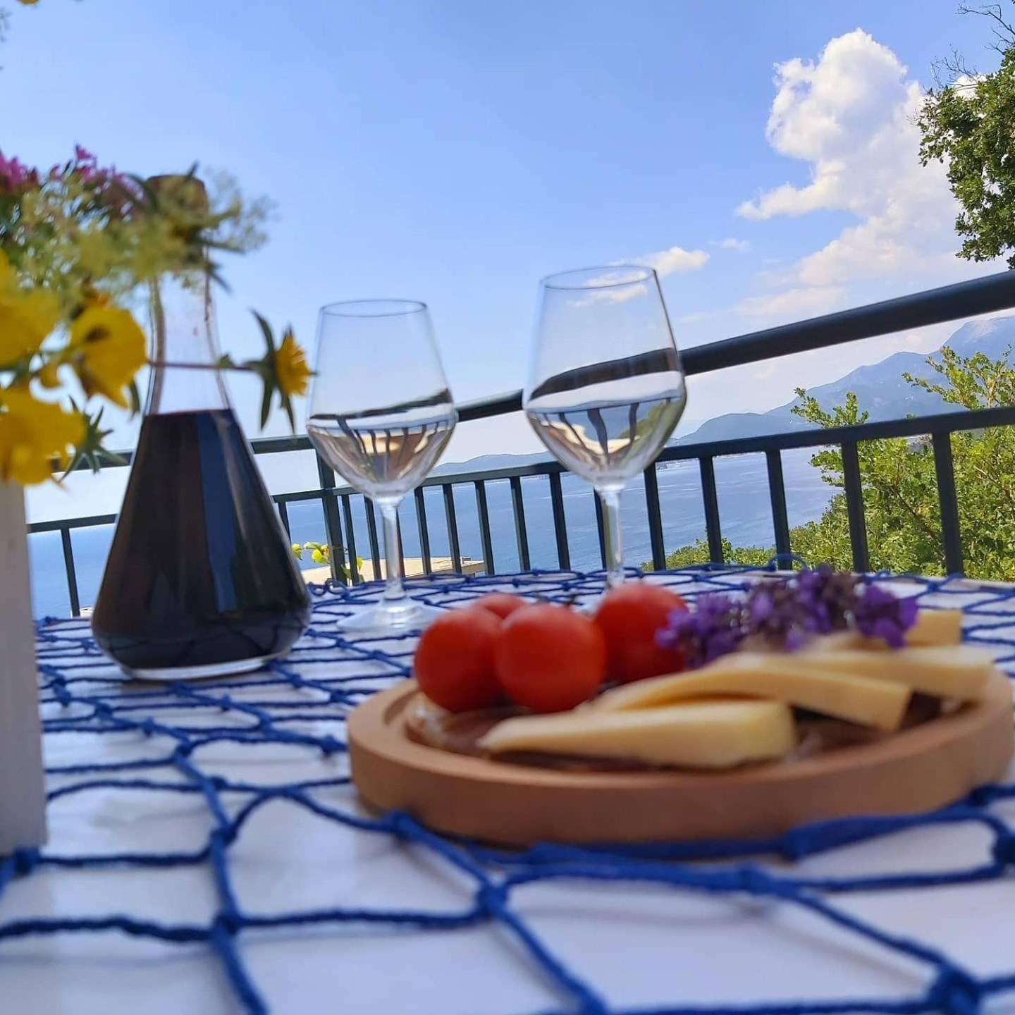 Blue Mediterranean 斯韦蒂·斯特凡
